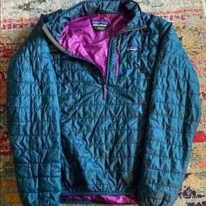 Patagonia quarter zip nanopuff